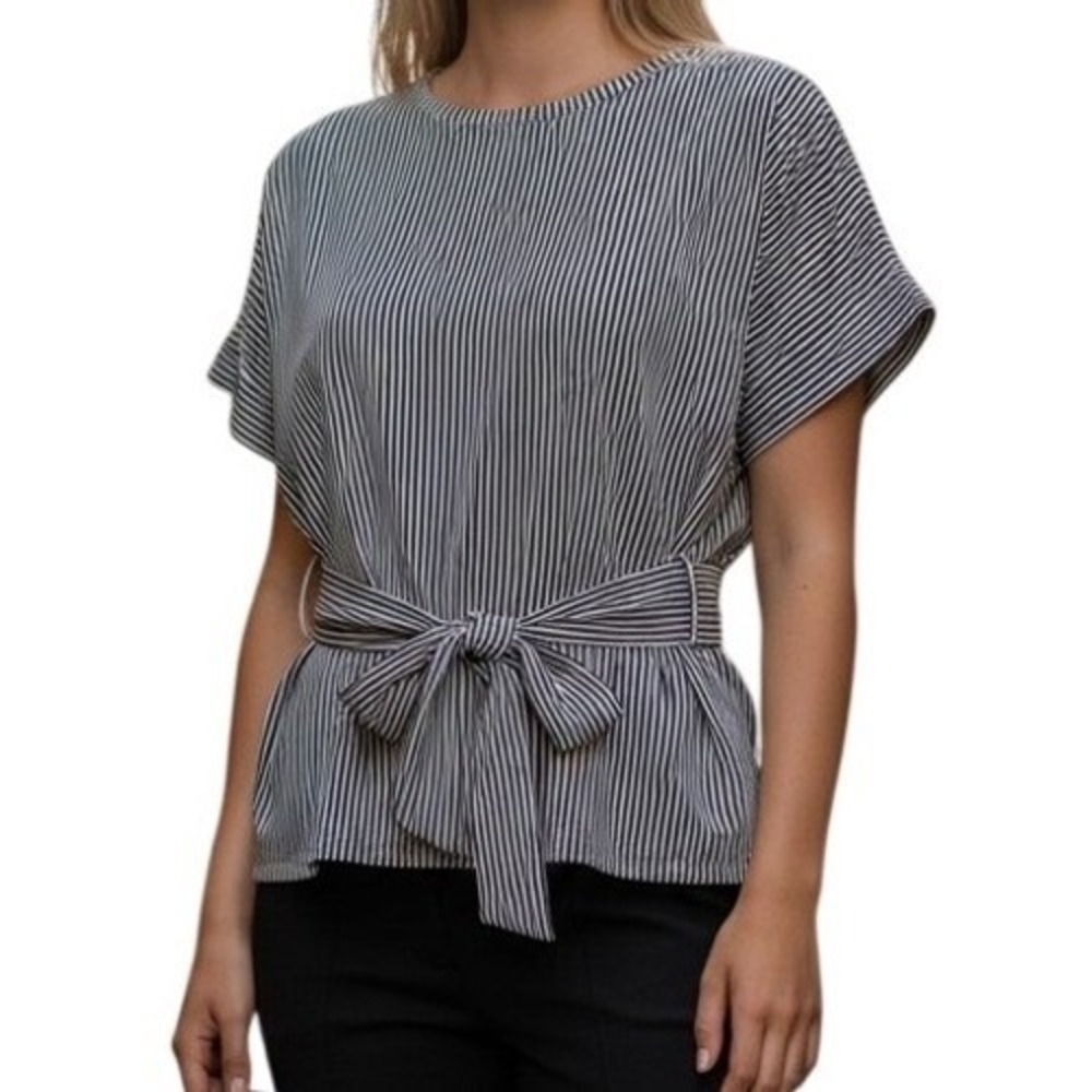 EXPRESS‎ Black White Striped Tie Waist Short Sleeve Knit Top EUC SizeSmall